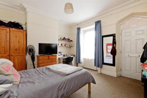 165 Whitham Bedroom 1.jpg