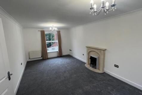 Welman Way, Altrincham, Cheshire photo 4