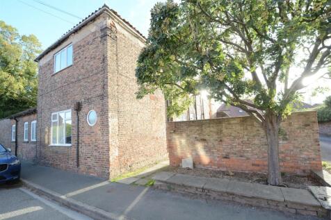 Rythergate EXTERIOR.jpg