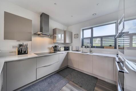 1353406-9-68c150f...