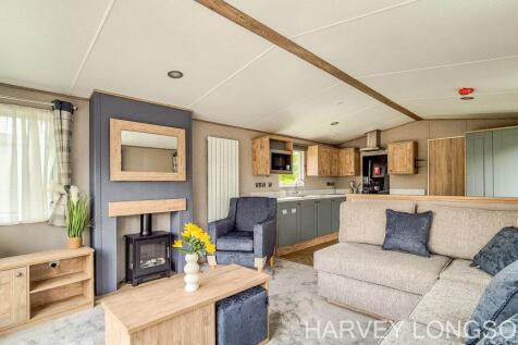 ABI Wimbledon open plan lounge and kitchen with fe