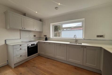 Rookwood Close, Honiton photo 4