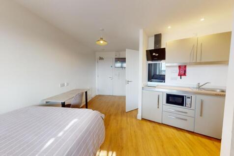 1-bed house on 2 Lemyngton Street, Loughborough, £826/mo