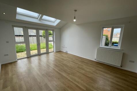 Pool Avenue, Prescot, Knowsley photo 4