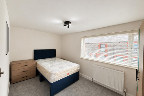 20 Tan Y Graig, Bangor photo 4