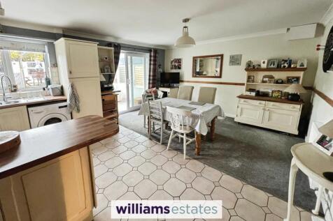 Open Plan Kitchen Diner