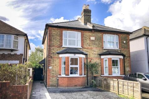 West Molesey, KT8 - property photo