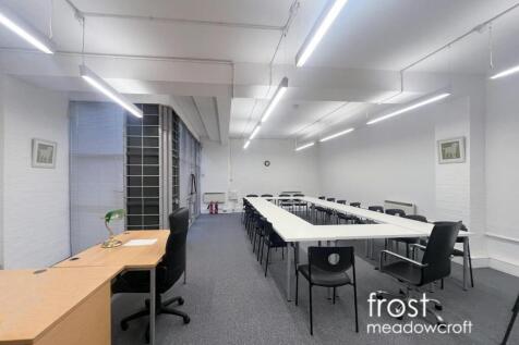 Unit 3 Walmer Courtyard Holland Park W11 office for sale office2.jpg