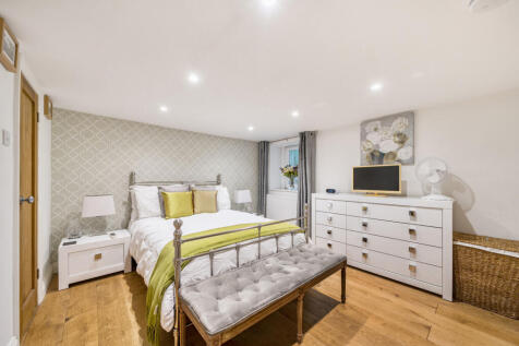 1387034-10-6931a1...