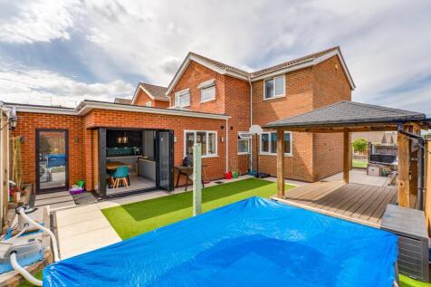 1 Harding Close, Kettering (43 of 44).jpg