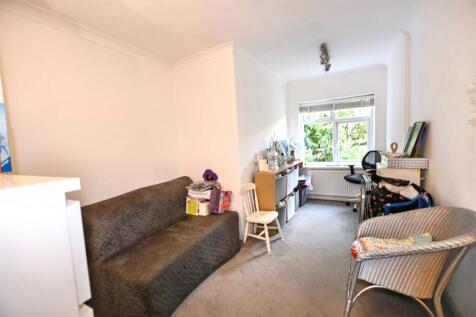 Additional Reception Room/Further Bedroom