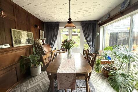 64 ARMITAGE DR 1 - Copy.jpeg