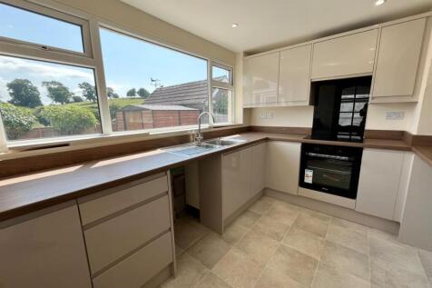 Fulwood Drive, Morecambe photo 4