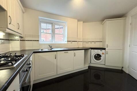 Corelli Close, Stratford-Upon-Avon photo 5