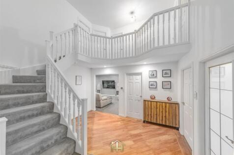 136 WILLIAM FITZGERALD WAY DUNDEE 151225 EDIT (56 