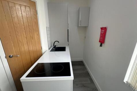 WhatsApp Image 2025-10-24 at 5.00.52 PM (1).jpeg