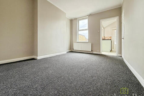 Tower Street, Gainsborough, DN21 photo 4