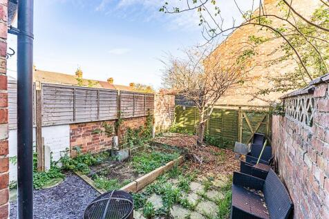 57 Gordon Street, Kettering-3.jpg
