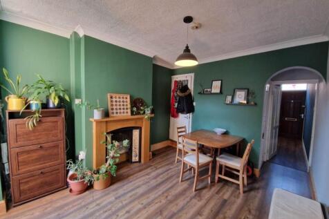 Dining Room (1)