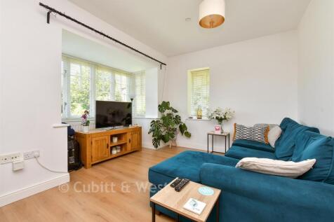 Kitchen / Living Room