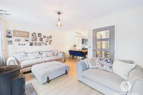 Living / Kitchen / Diner