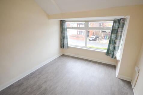 St. Davids Road, Cheadle, SK8 photo 4