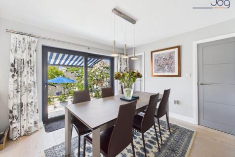 Kitchen Diner with Wide Sliding Patio Doors