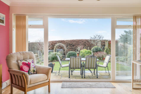 Sun Room > Garden
