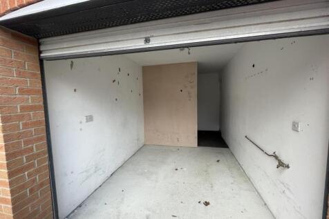 Eastfield Court, Hessle photo 4