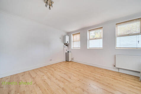 f975a966-8e8a-4d9...