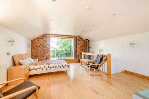 Annexe Bedroom/Living Room