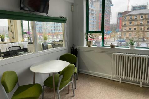 Office to rent Image 5