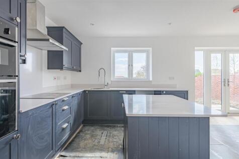 Plot 21. The Willow