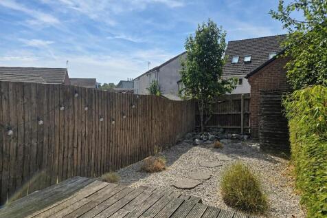 Border Court, Stoke - Rear Garden