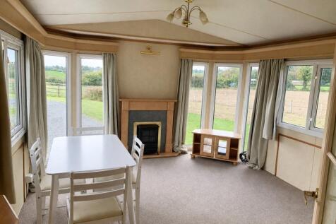 New Pond Road, Benenden, Cranbrook, Kent, TN17 photo 3