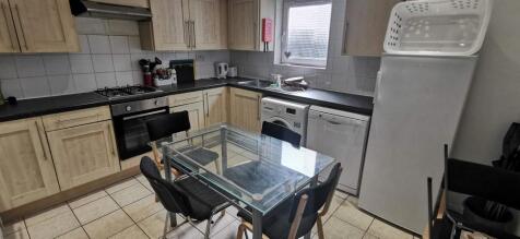 Royal Park Road, Hyde Park, Leeds LS6 1JJ photo 5
