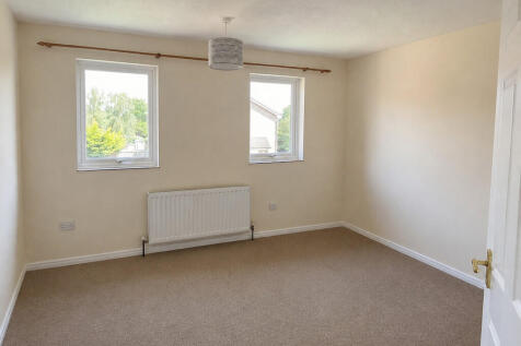 Aspen Close, Ely photo 4