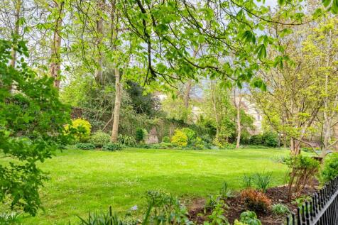 Communal gardens