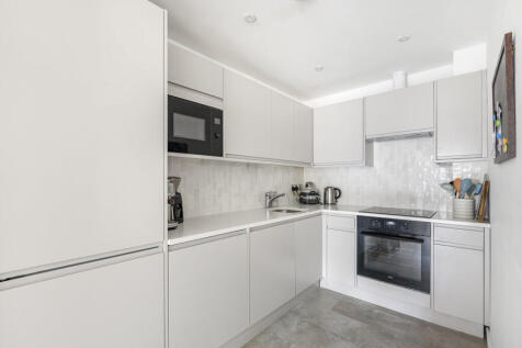 Reception/Kitchen