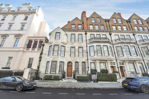 Flat 1, 10 Eaton Gate, London, SW1W 9BJ