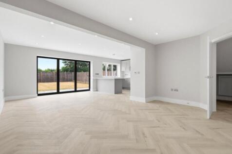 Ranworth Gardens, Potters Bar, EN6 photo 4