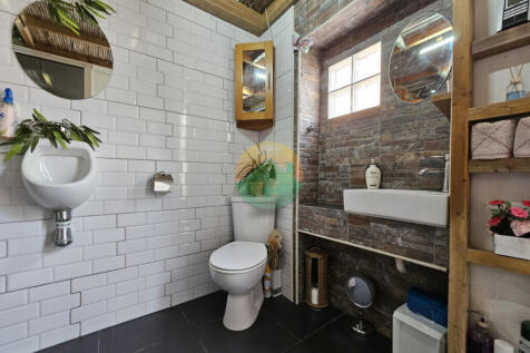 3 Bedroom Semi - Detached For Sale-PAL09-17