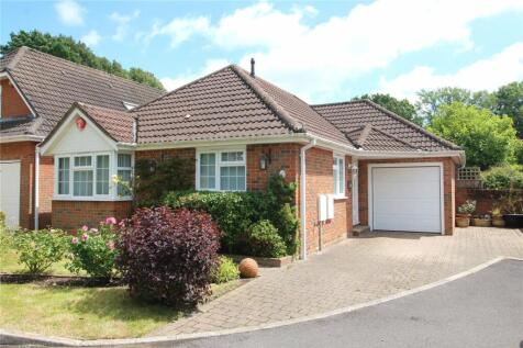 New Milton, BH25 - property photo