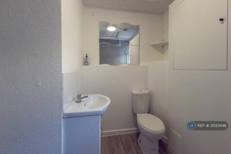 High Street, Barry, CF62 photo 3