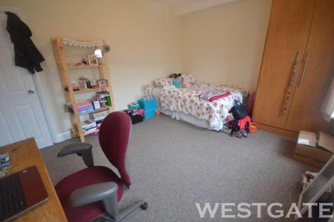 De Beauvoir Road, Reading photo 5