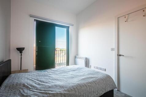 Sheffield, S3 - property photo