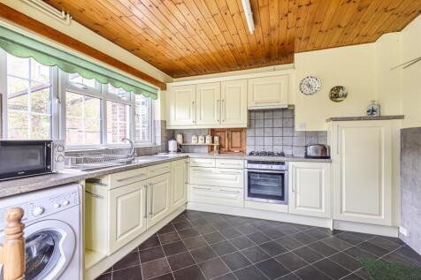 Kitchen / Breakfast Room