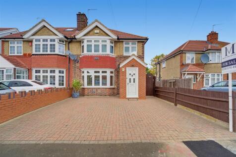 Hounslow, TW5 - property photo