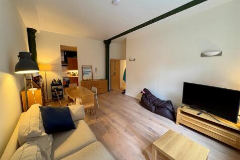 Manchester, M1 - property photo