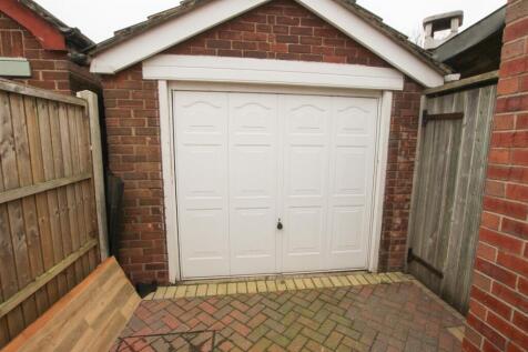 GARAGE/OFFICE